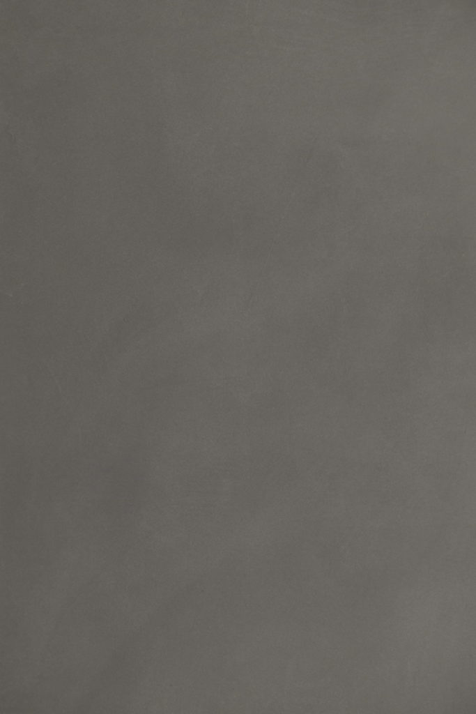 Béton ciré B306 Gris foncé parfait pour harmoniser sols, murs, meubles et escaliers